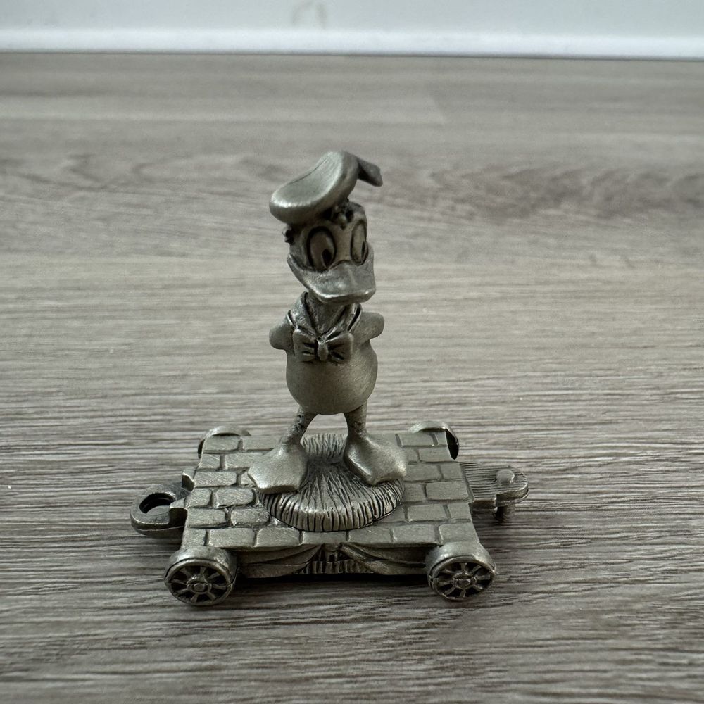 Vtg Disney Treasures Donald Duck Train Car Pewter Figurine - 1.5 INCH - Vintage